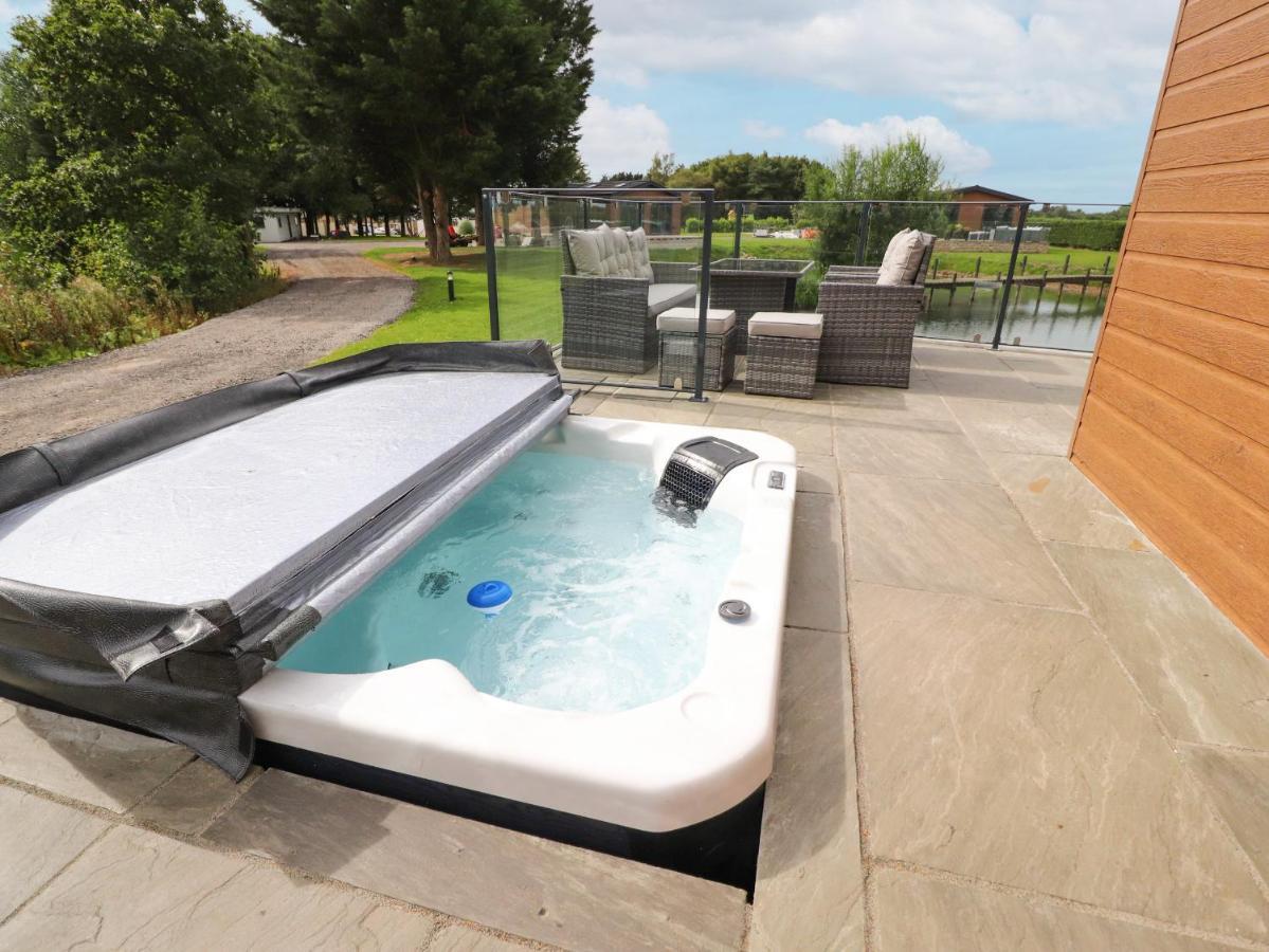 Henry Haven Villa Preston  Ngoại thất bức ảnh